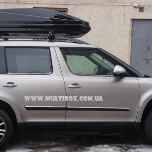 Автомобільний бокс Thule Touring L (780) black на Skoda Yeti