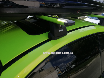 Багажник Thule WingBar EVO в штатні місця для BMW 3 Series Kit 183174+TH 753+Wingbars Evo 118 і автобокс на дах Thule Dynamic M (800) black