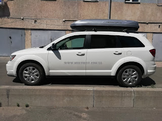 Автомобільний бокс Terra Drive 600 сірий матовий, двосторонній на Dodge Journey, сірий матовий