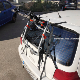 Кріплення велосипеда на задні двері Aguri Tour 2 на авто Volkswagen Golf 3