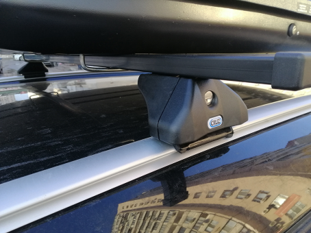 Багажник на интегрированные рейлинги Cruz S-Fix - фото 4