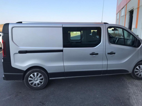 Інтегровані рейлінги на дах Renault Trafic (mkIII) 2014-2018 / Opel Vivaro (mkII) 2014-2019 / Nissan NV300 (mkI) 2014→ / Fiat Talento (mkII) 2016-2020 - Коротка база - фото 6 Інтегровані рейлінги на дах Renault Trafic (mkIII) 2014-2018 / Opel Vivaro (mkII) 2014-2019 / Nissan NV300 (mkI) 2014→ / Fiat Talento (mkII) 2016-2020 - Коротка база - фото 6