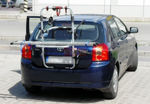 Велосипедное крепление на заднюю дверь автомобиля Menabo Steel Bike 3 - фото 2