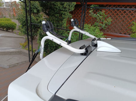 Крепление на заднюю дверь автомобиля Peruzzo BdG - Bassano del Grappa - фото 16