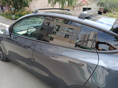 Багажник на дах Original OEM на Tesla Model 3 - фото 2