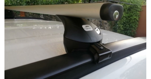 Багажник на автомобиль с интегрированными рейлингами Amos Boss Aero - фото 1
